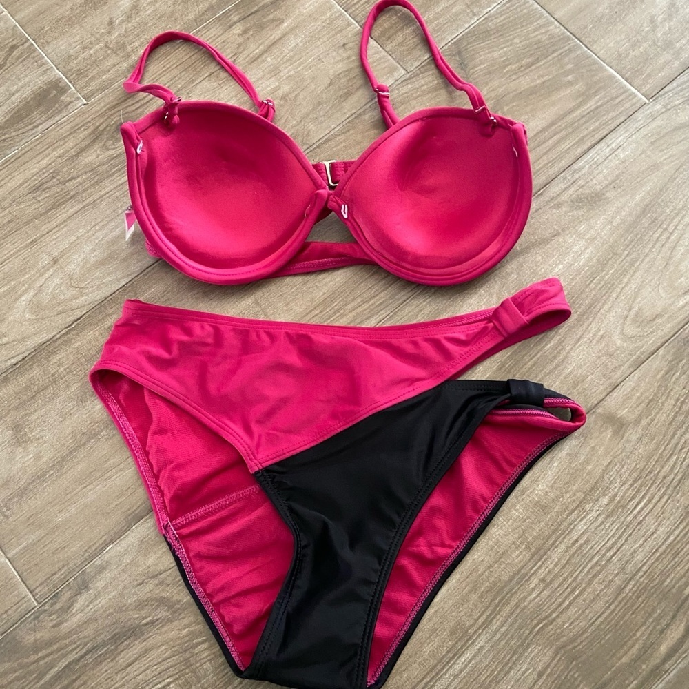 YMI Bikini Swimwear - Picture 9 of 12